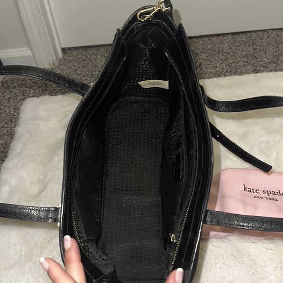 Black Kate Spade handbag - Picture 3 of 3